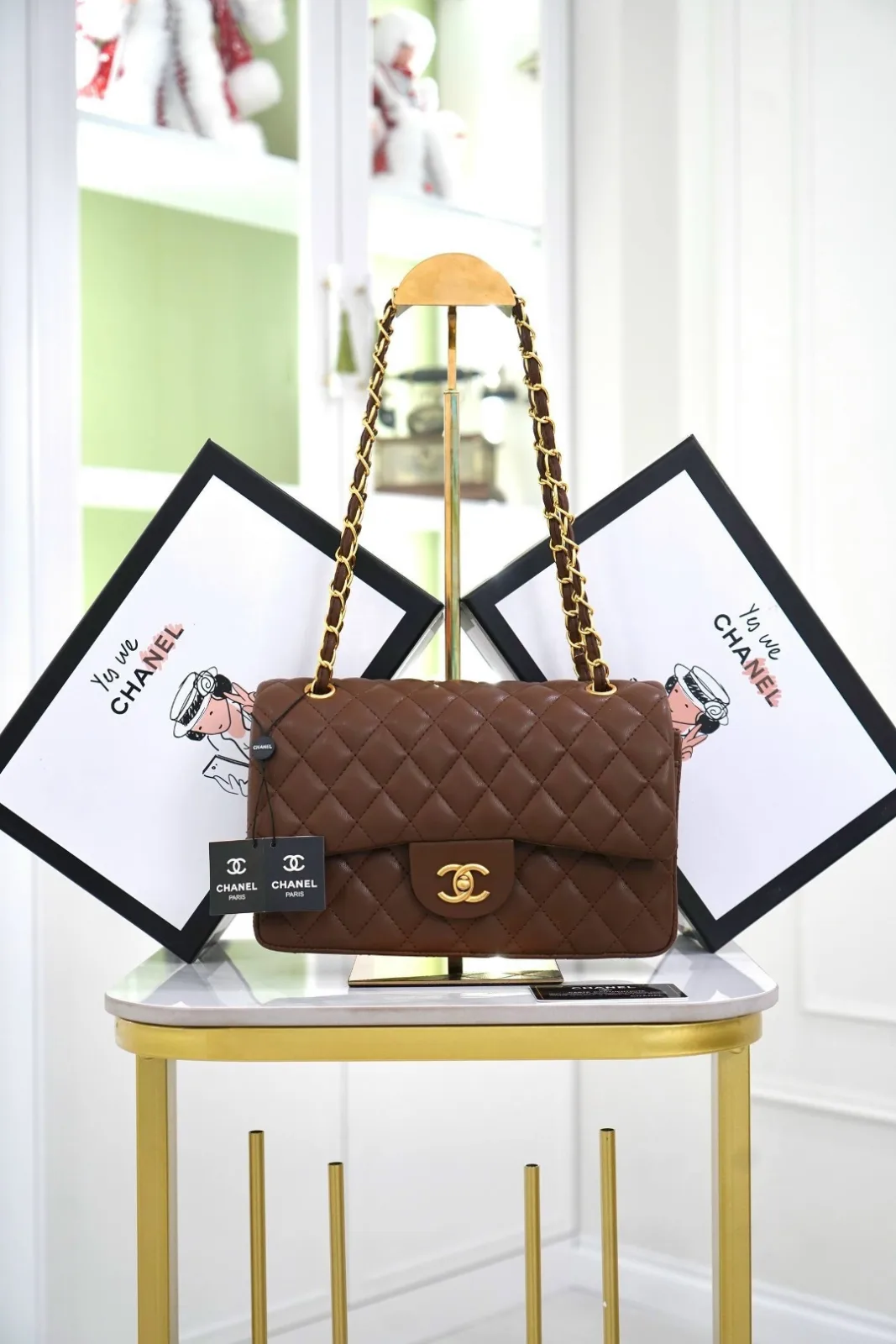 Кожаная сумка CHANEL — фото 8