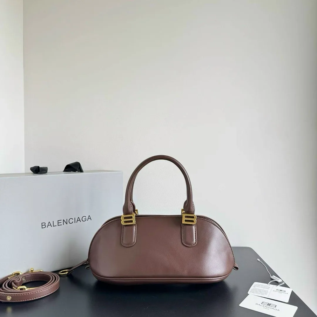 Сумка BALENCIAGA — фото 1