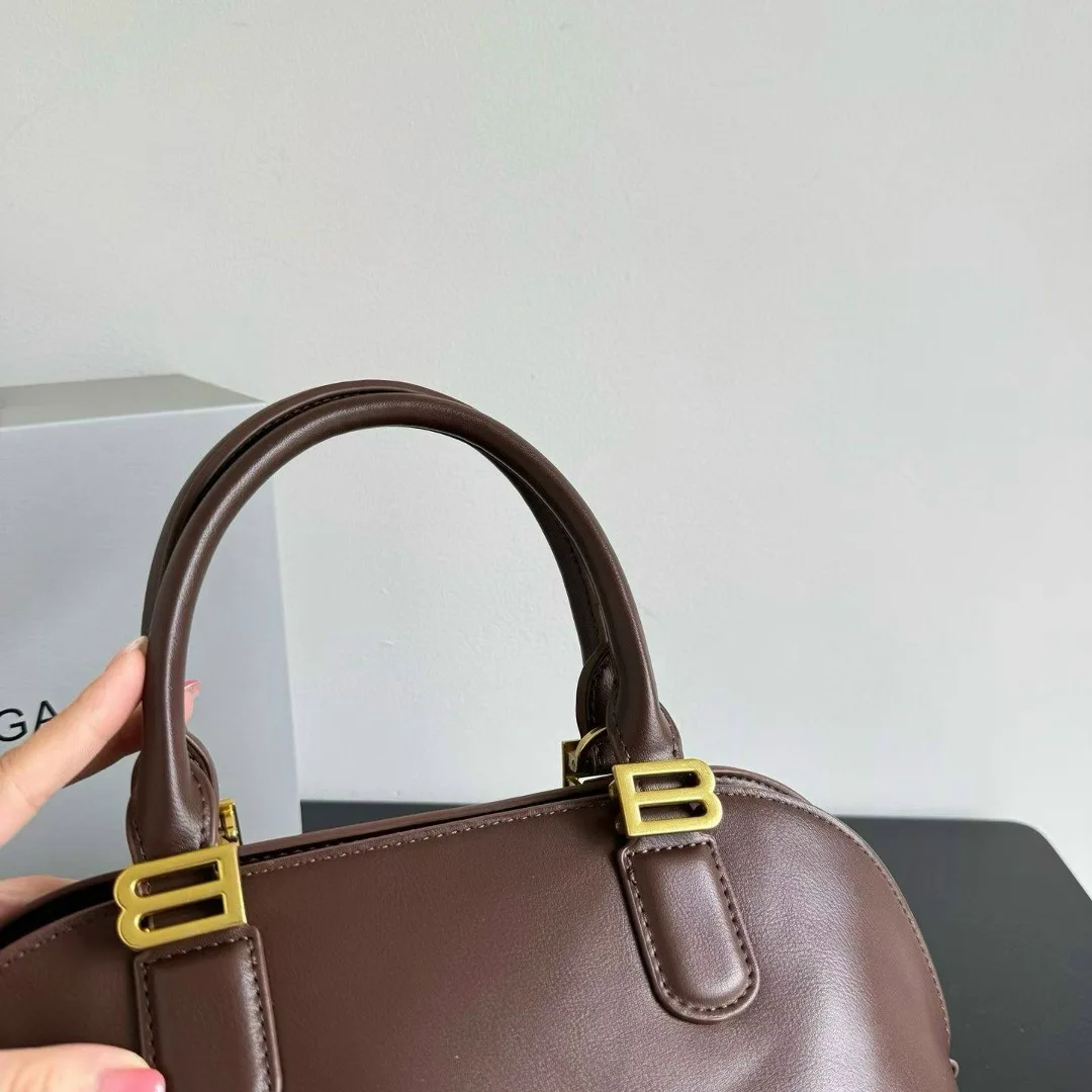 Сумка BALENCIAGA — фото 8