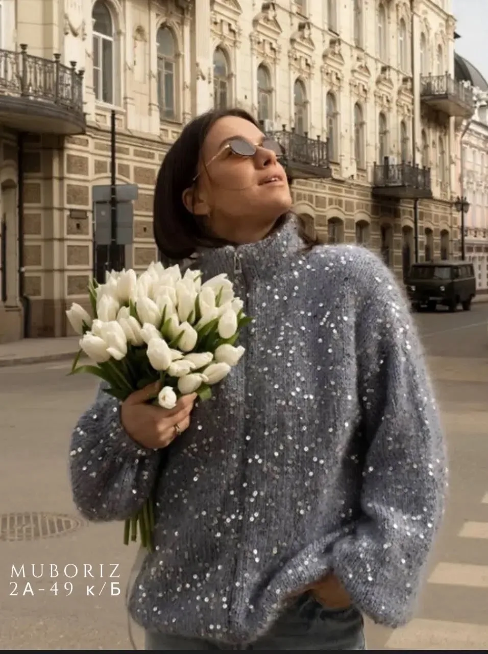 Кардиган из вязаной ткани с декоративными пайетками — фото 7