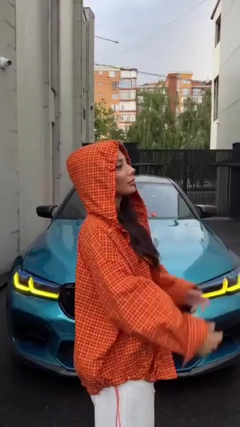 Юбкой, хлопок — видео