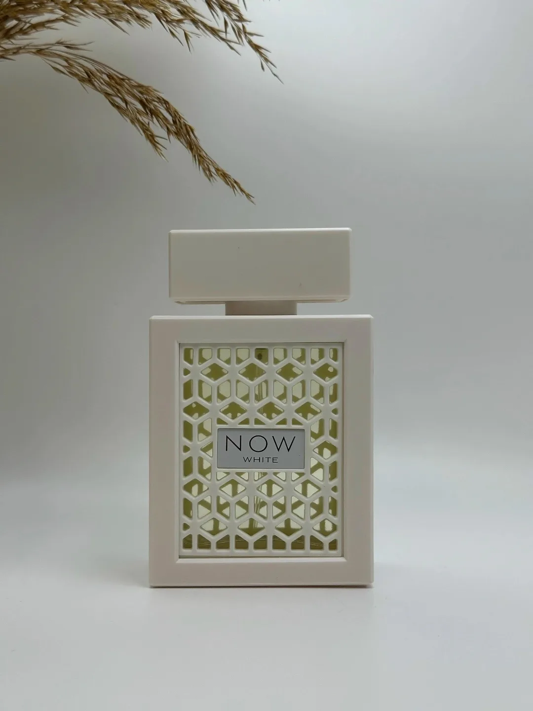Аромат Lattafa Perfumes Rave Now White — фото 2