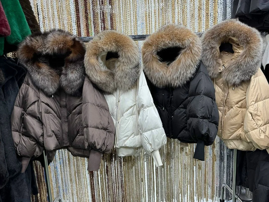 Пуховики люкс с натуральным мехом песца — фото 5