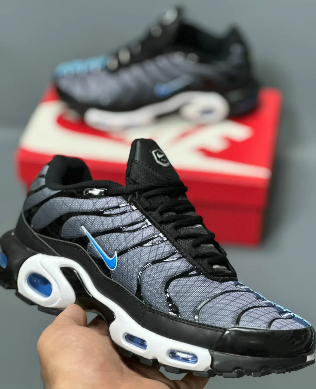 Кроссовки мужские Nike TN Air Max Plus — фото 1