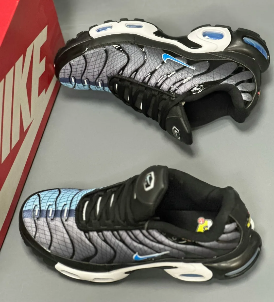 Кроссовки мужские Nike TN Air Max Plus — фото 7