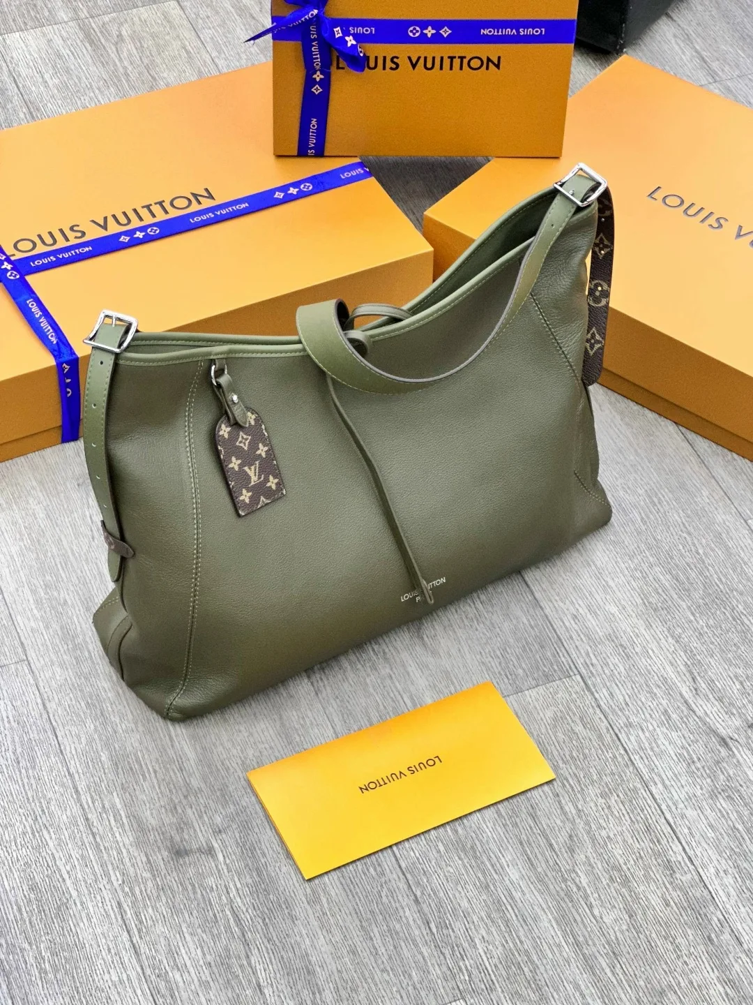 LOUISVUITTON, сумка из натуральной кожи — фото 2