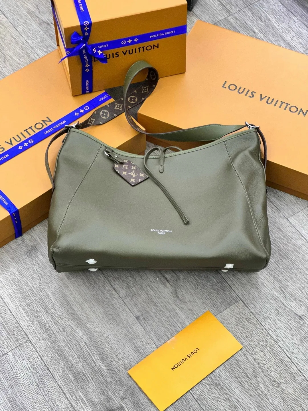 LOUISVUITTON, сумка из натуральной кожи — фото 3