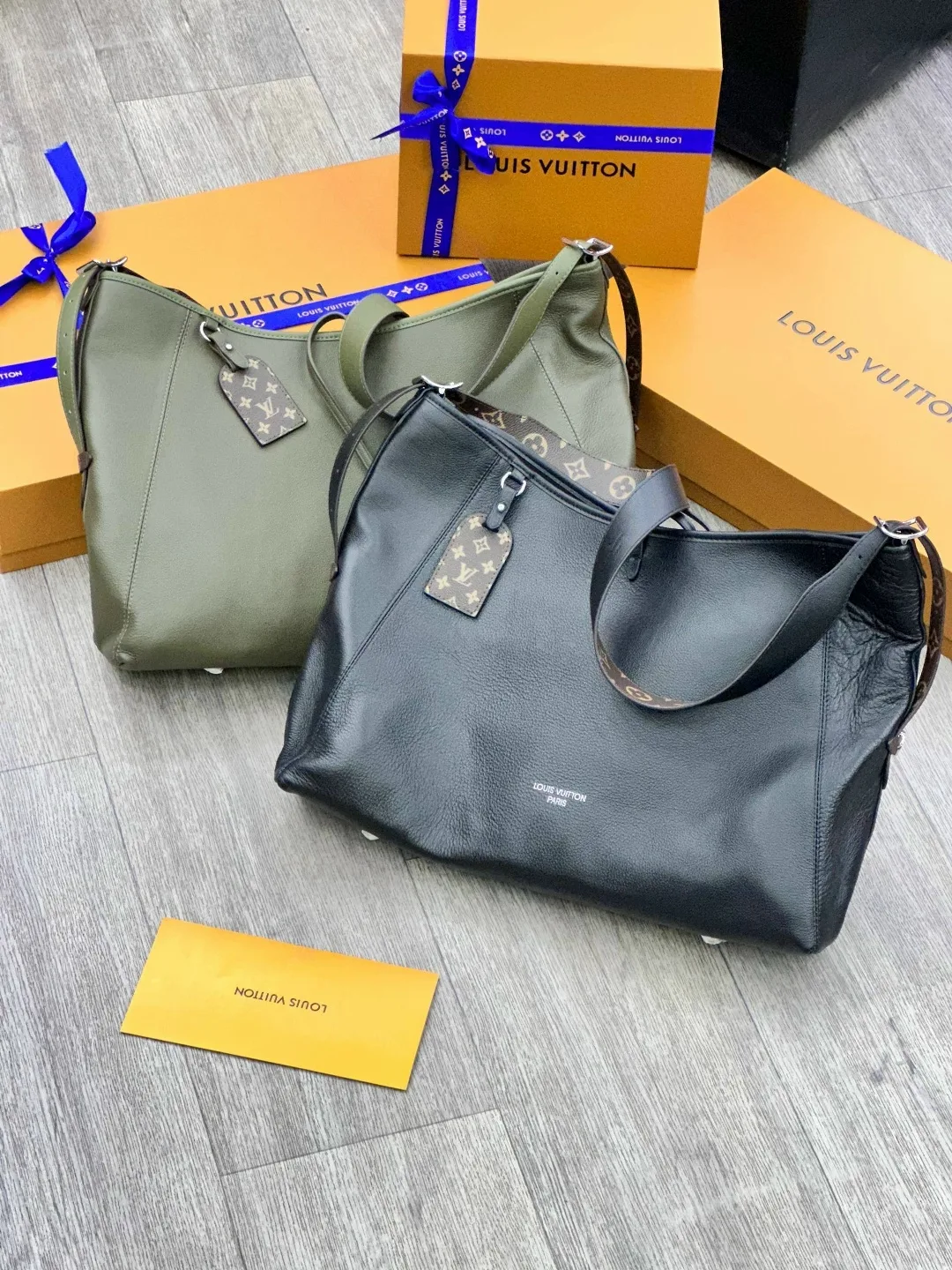 LOUISVUITTON, сумка из натуральной кожи — фото 5