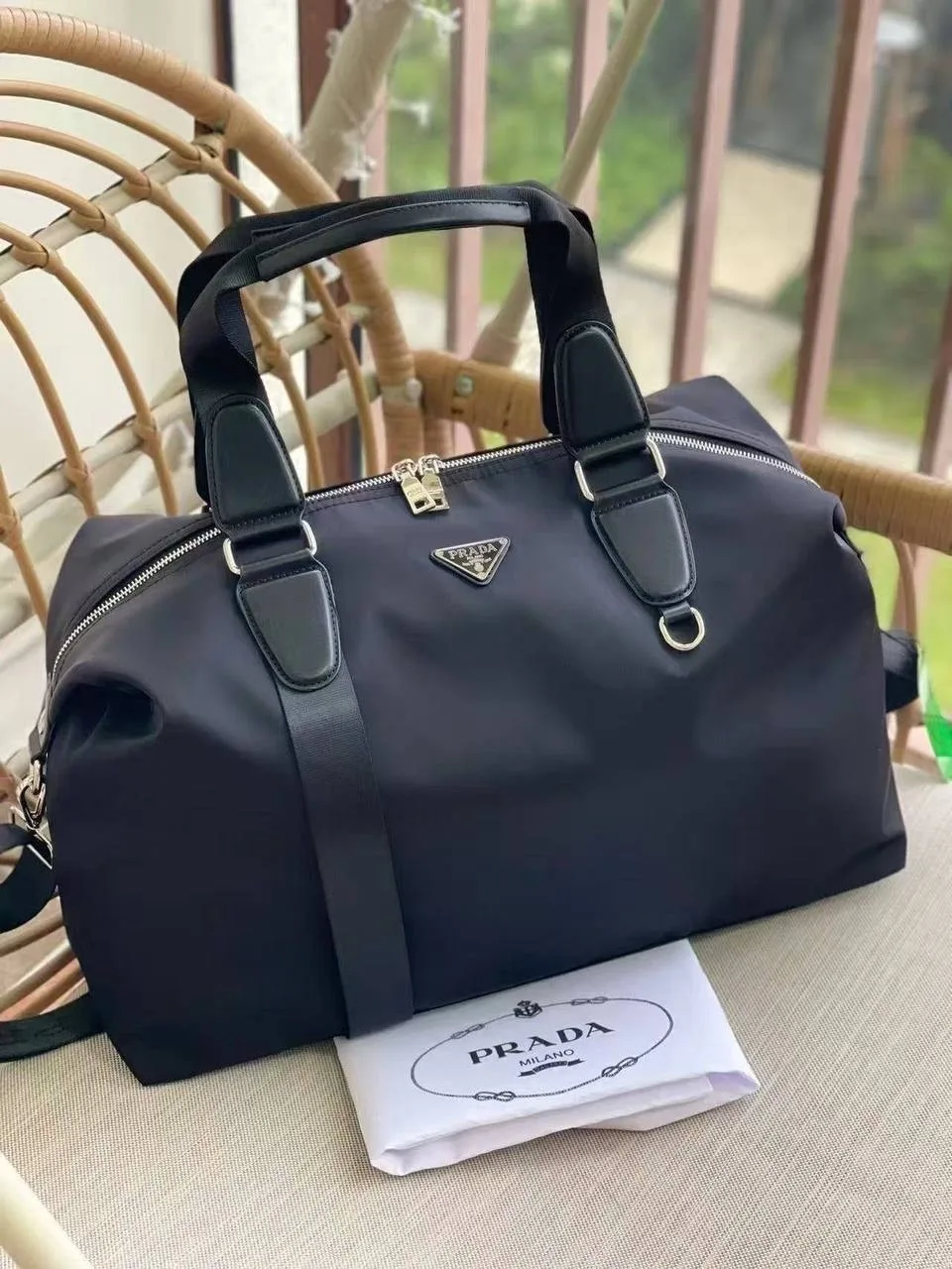 PRADA, сумка из нейлона и натуральной кожи — фото 1