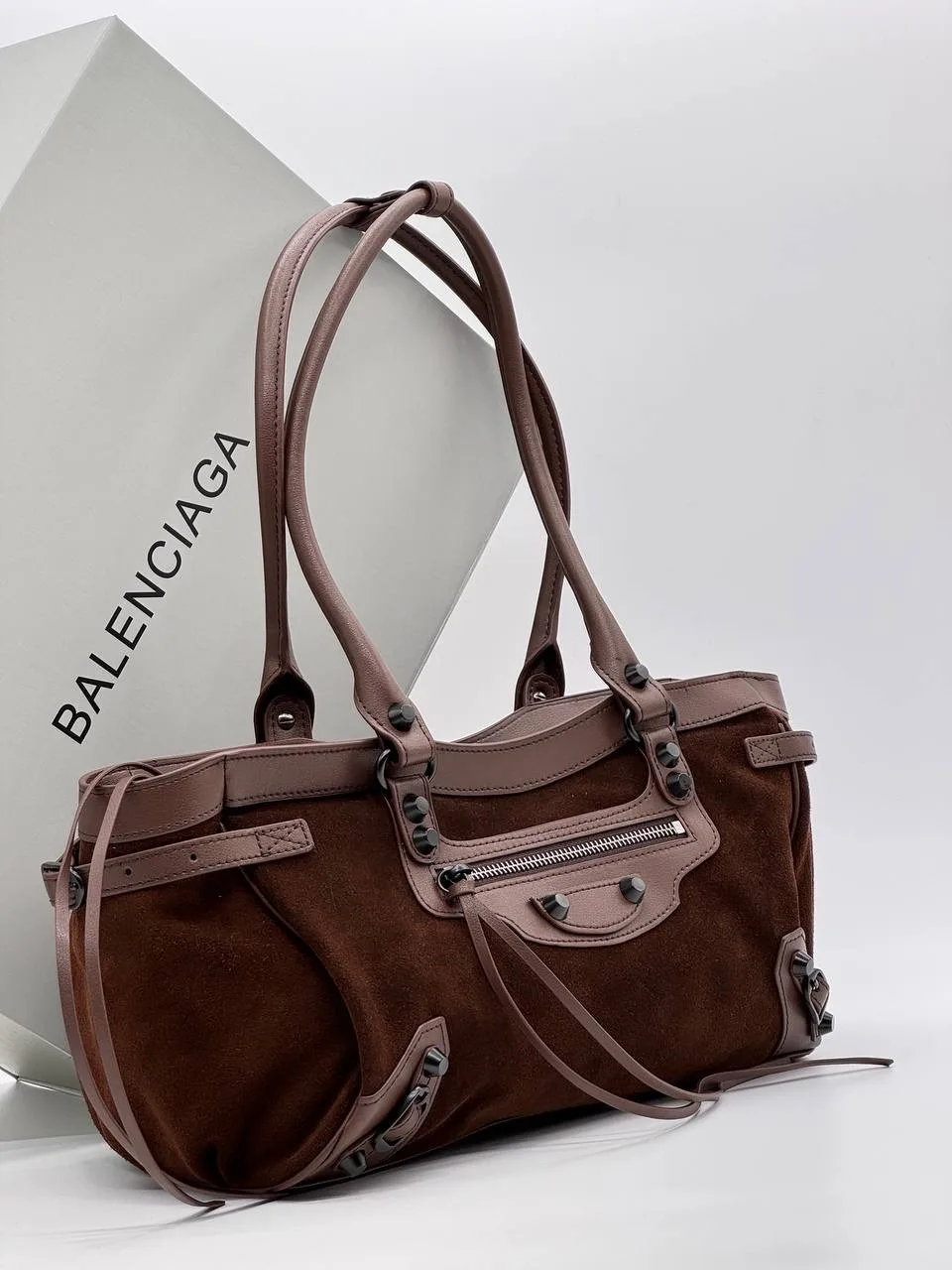 Сумка Balenciaga сити из натуральной кожи замша — фото 1