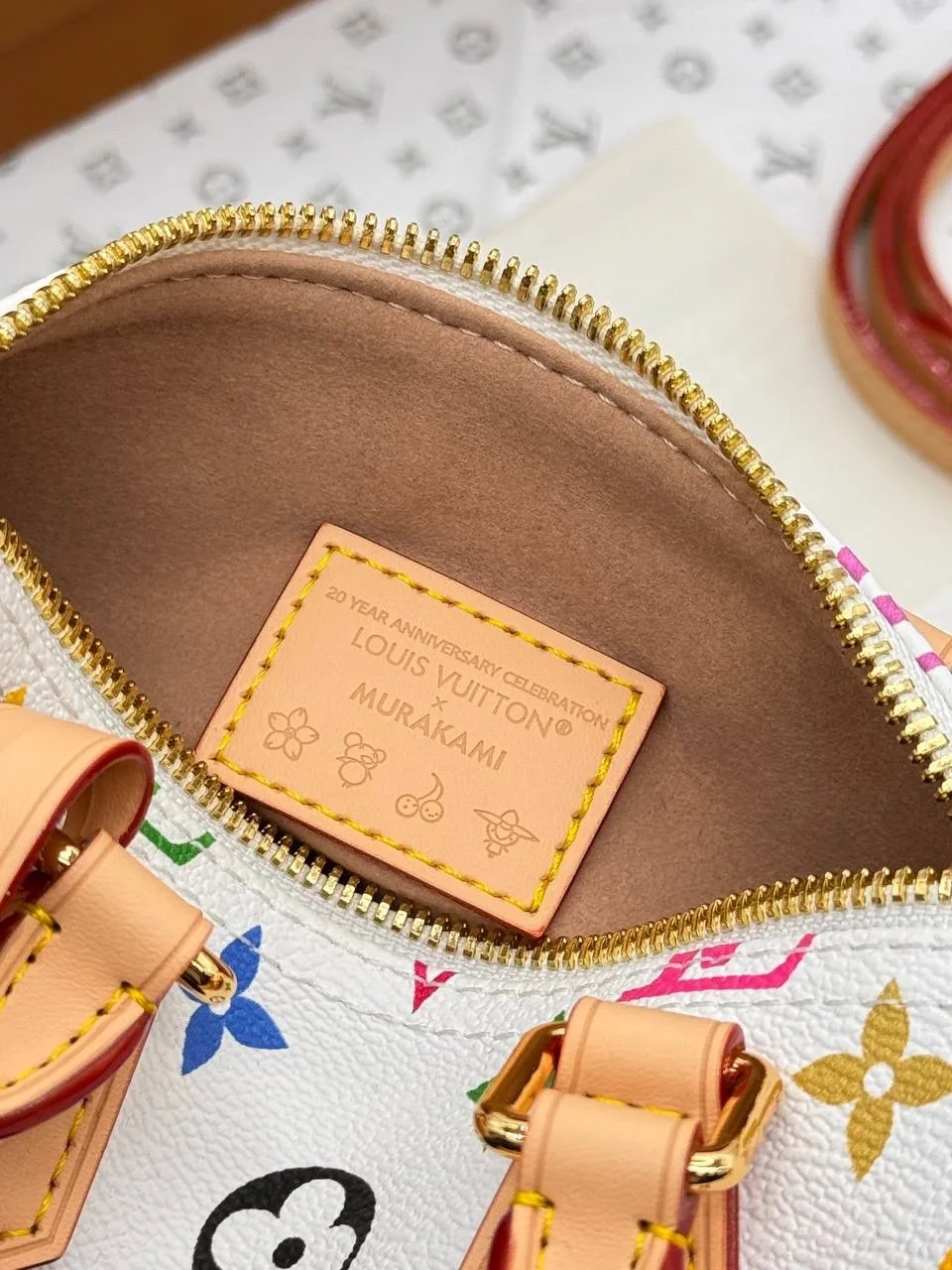 Сумка Louis Vuitton x TM Nano Speedy из натуральной кожи — фото 8