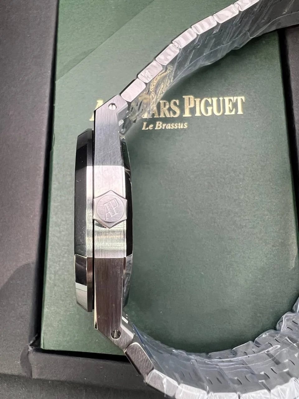 Audemars Piguet Royal Green часы с открытой механикой — фото 8