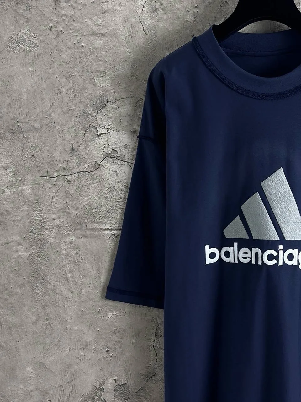 Синяя футболка BALENCIAGA ADIDAS листай вправо — фото 2