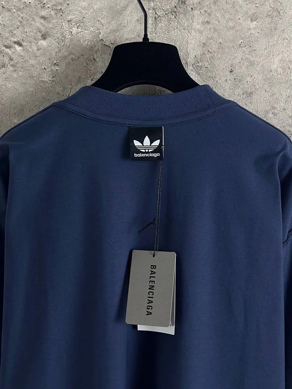 Синяя футболка BALENCIAGA ADIDAS листай вправо — фото 3