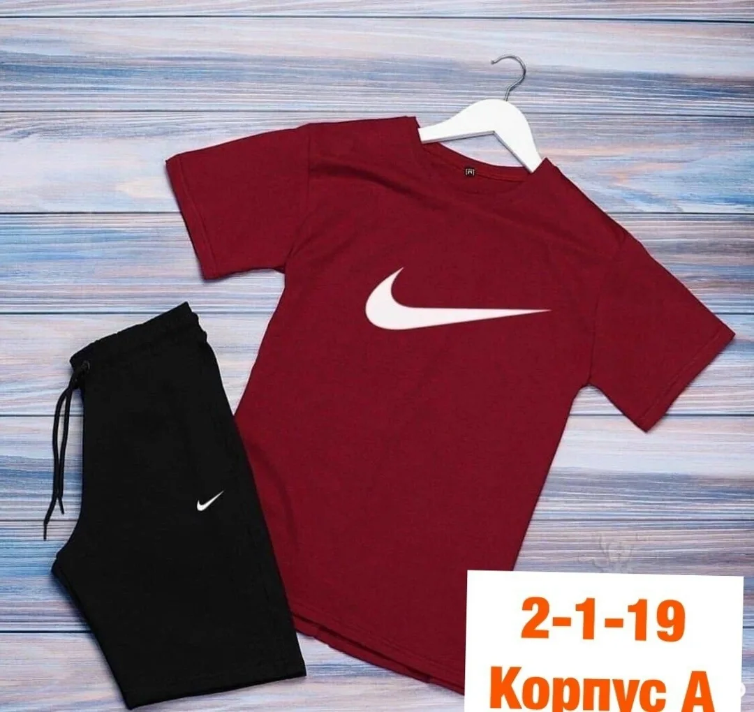 Костюм футболкой из качественного хлопка — фото 3