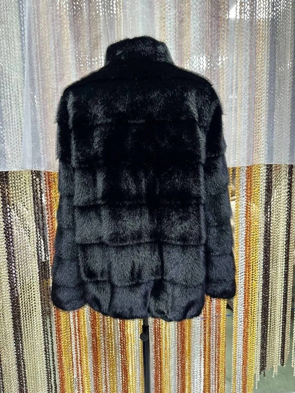 Шубка из натурального меха — фото 9