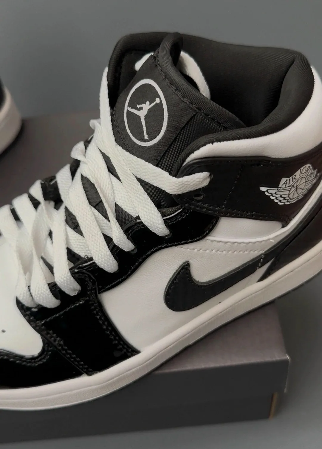 Кожаные кроссовки Air Jordan — фото 2