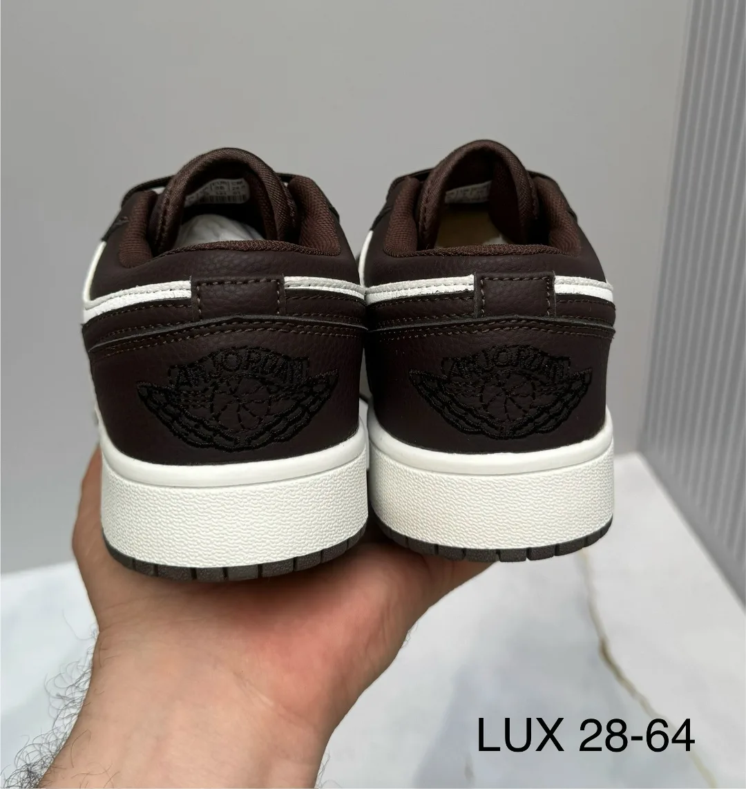 Nike Air Jordan Женские кроссовки — фото 5