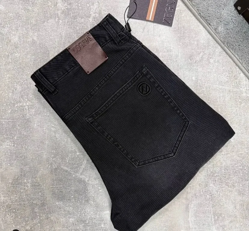 Джинсы от бренда Zegna — фото 2