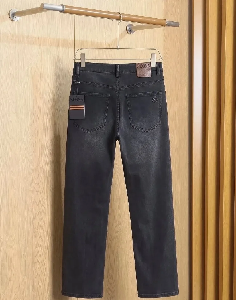 Джинсы от бренда Zegna — фото 4
