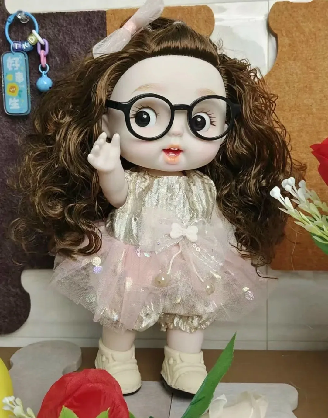 Игрушечная кукла для девочек, четыре варианта лица, тёмно-русые волосы, подвижные руки и ноги, набор одежды для смены об — фото 9