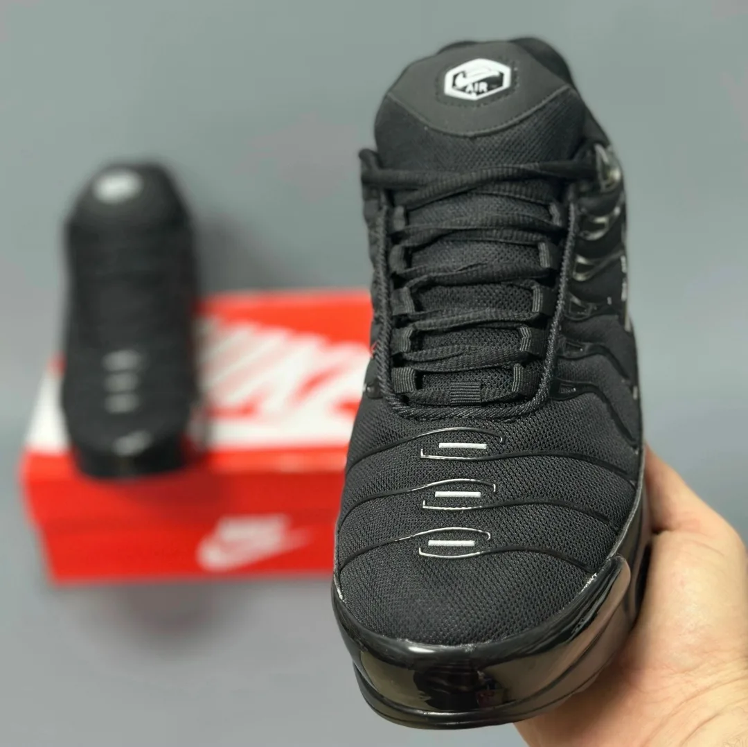 Кроссовки мужские Nike TN Air Max Plus — фото 7