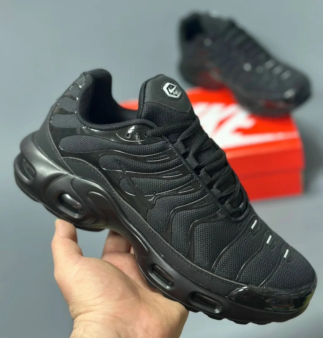 Кроссовки мужские Nike TN Air Max Plus — фото 16