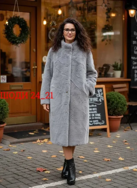 Пальто женское из искусственного меха — фото 1
