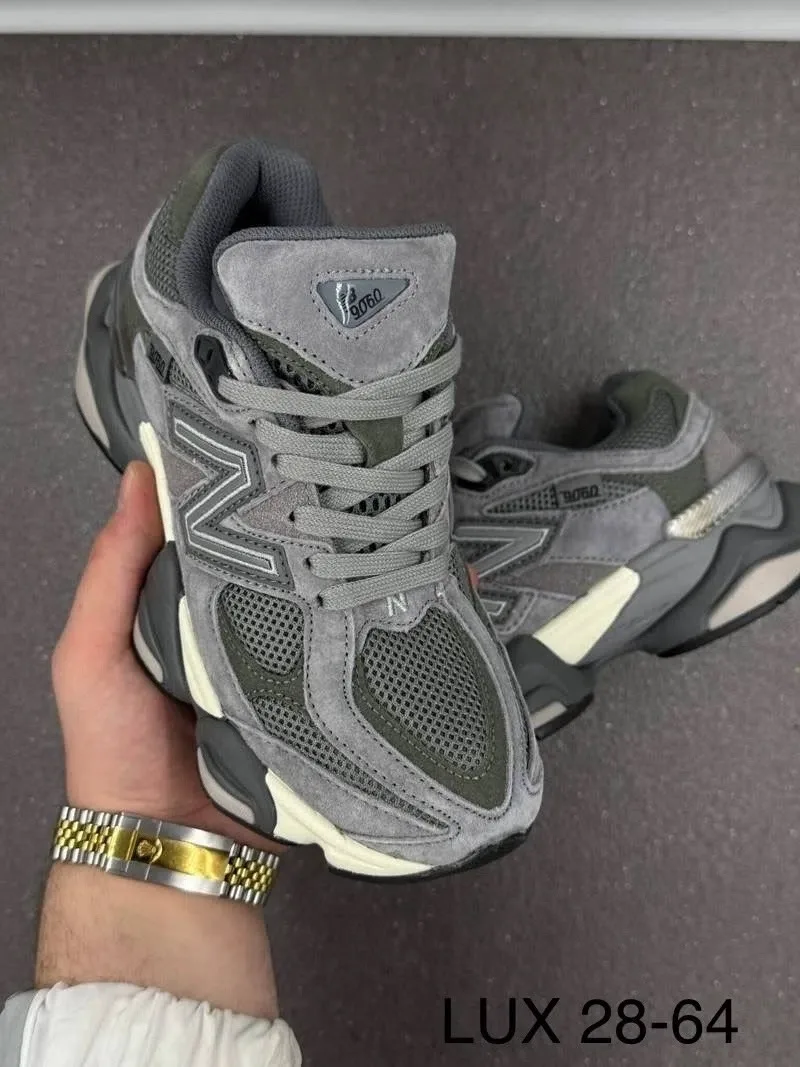 Мужские кроссовки NEW Balance 9060 — фото 1