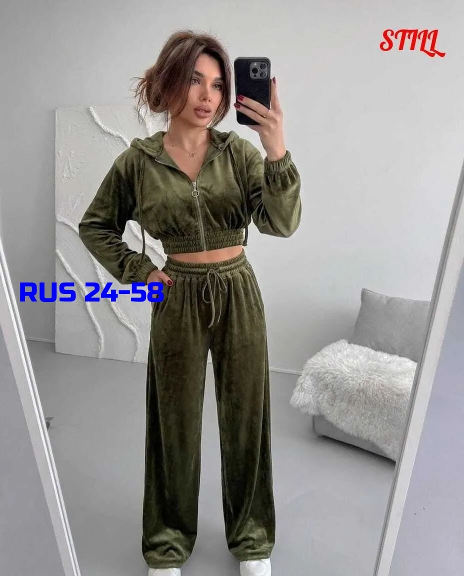 Костюм двойка из велюра — фото 1