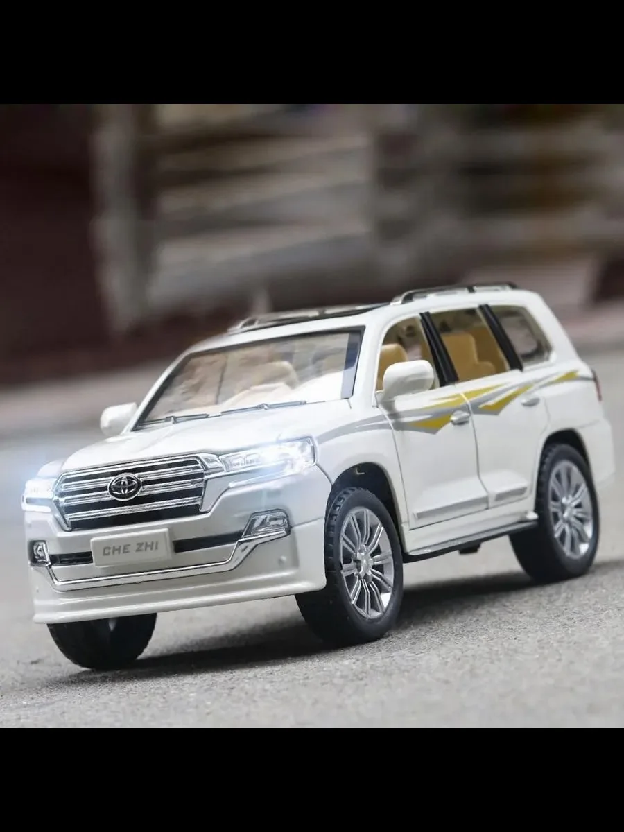 Машинка металлическая инерционная модель Toyota Land Cruiser 200 Тойота Ленд Крузер 200 Детская игрушка / Масштаб — фото 1