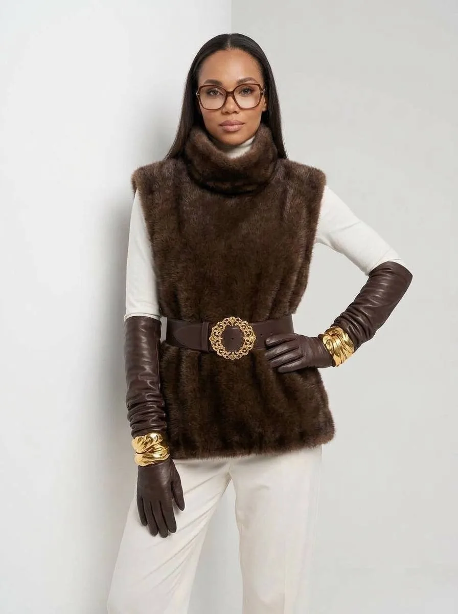Нереально крутые и мягкие манишки MAX MARA из эко меха под норку — фото 4
