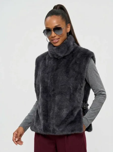 Нереально крутые и мягкие манишки MAX MARA из эко меха под норку — фото 2