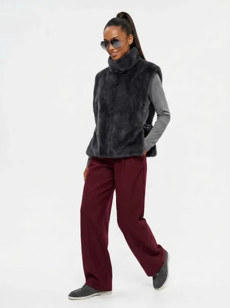 Нереально крутые и мягкие манишки MAX MARA из эко меха под норку — фото 10