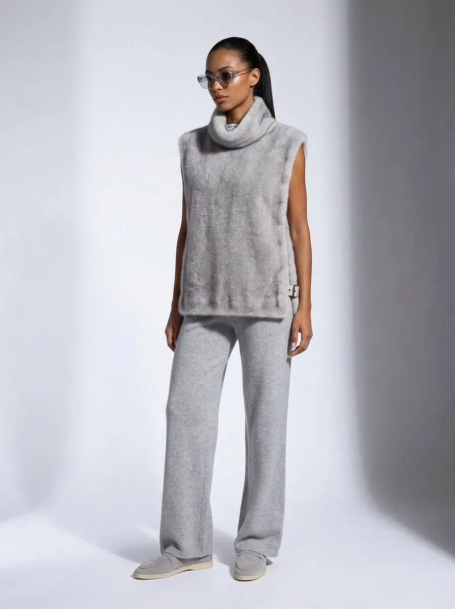 Нереально крутые и мягкие манишки MAX MARA из эко меха под норку — фото 1