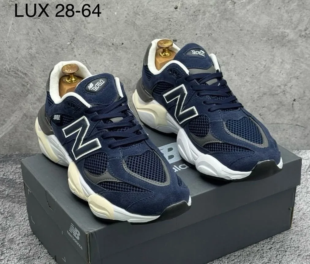 Мужские кроссовки NEW BALANCE из натуральной замши — фото 1