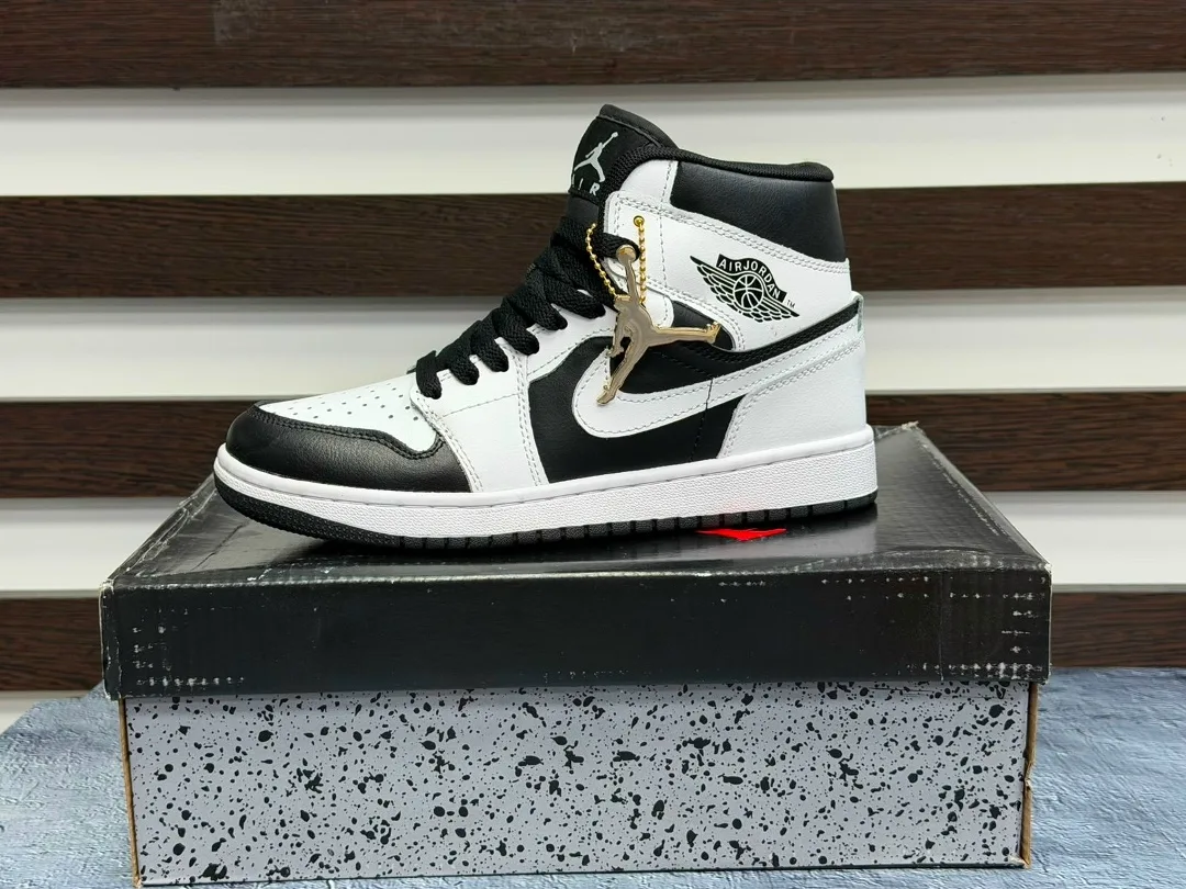 Кроссовки Air Jordan 1 Retro — фото 7