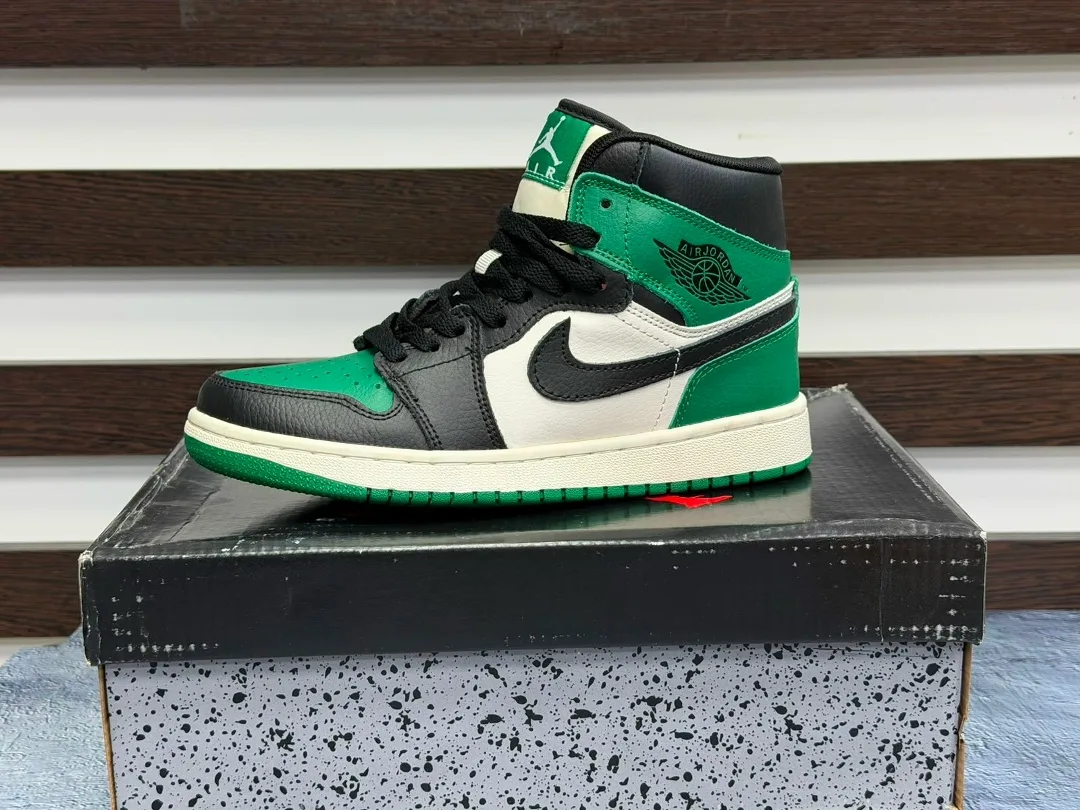 Кроссовки Air Jordan 1 Retro — фото 8