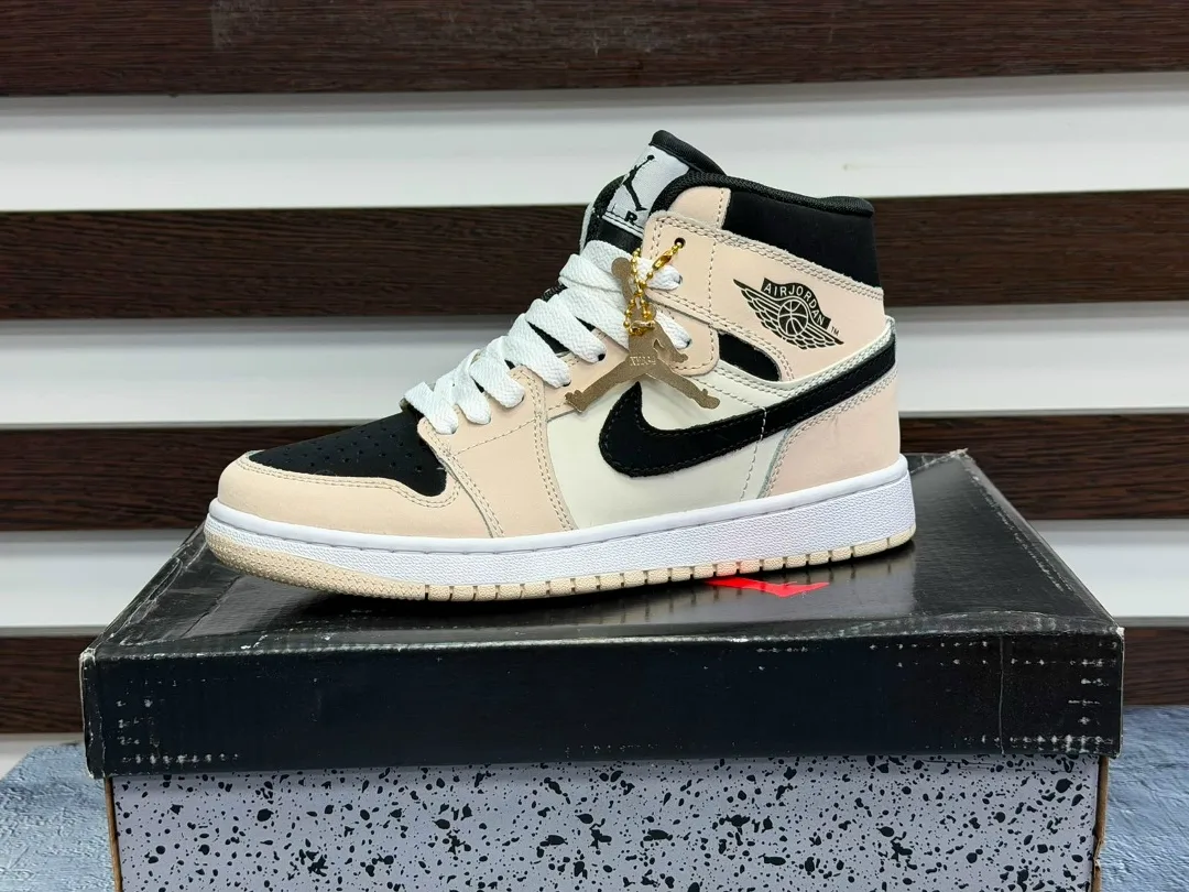 Кроссовки Air Jordan 1 Retro — фото 10