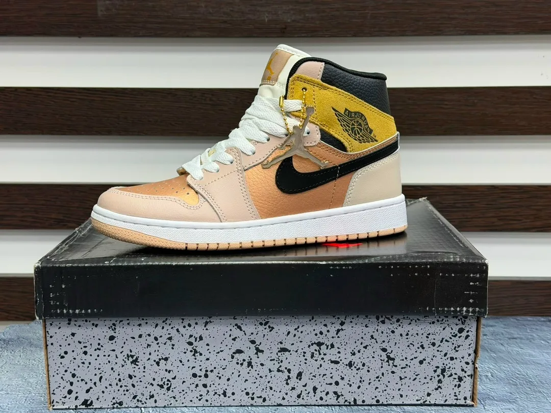 Кеды Air Jordan 1 Retro — фото 10
