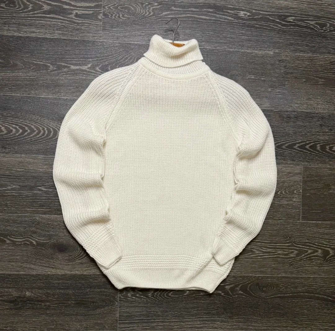 Мужской свитер из натурального материала с классической вязкой — фото 4