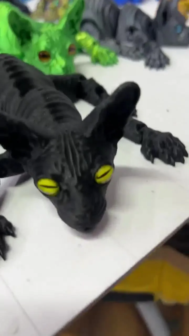 Игрушка 3D кошка свинкс — видео