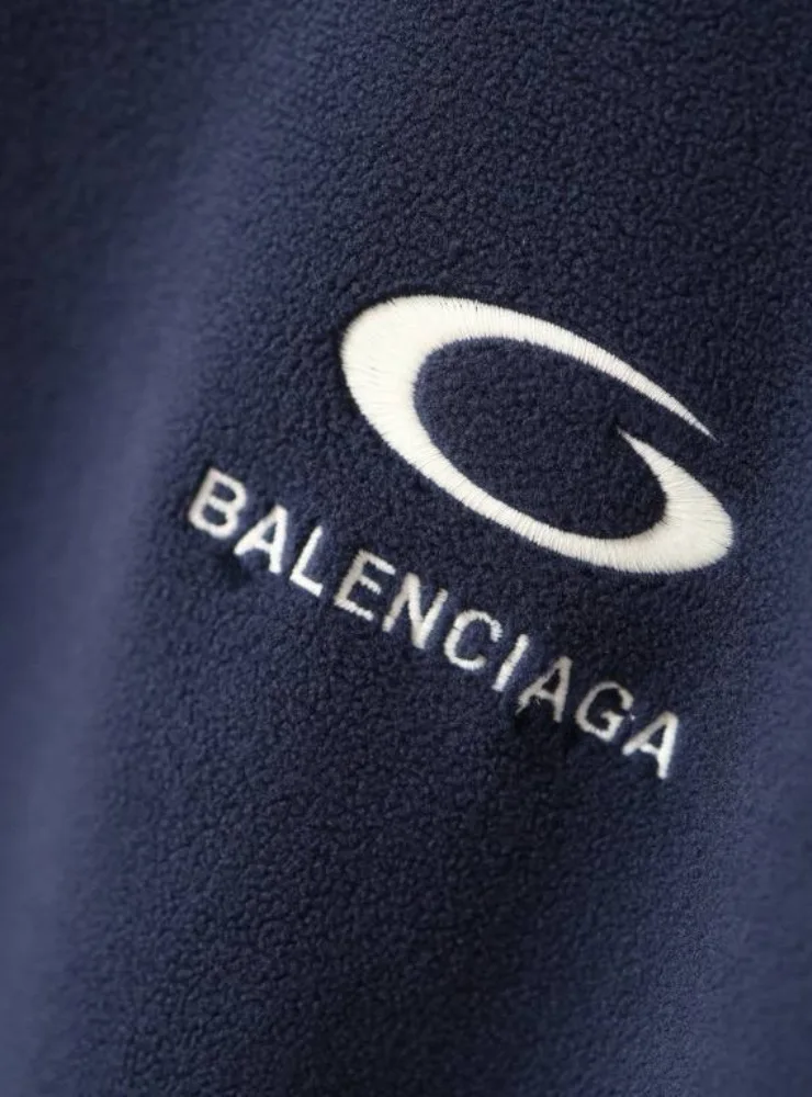 Олимпийка на молнии от BALENCIAGA с высоким воротником — фото 4