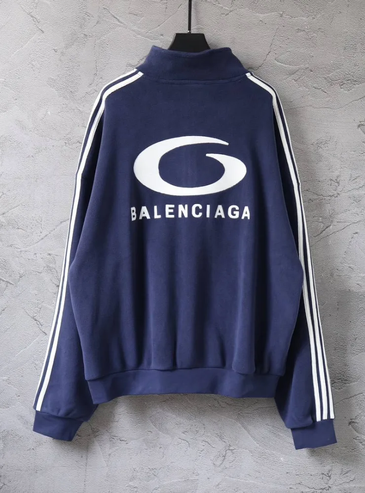 Олимпийка на молнии от BALENCIAGA с высоким воротником — фото 10