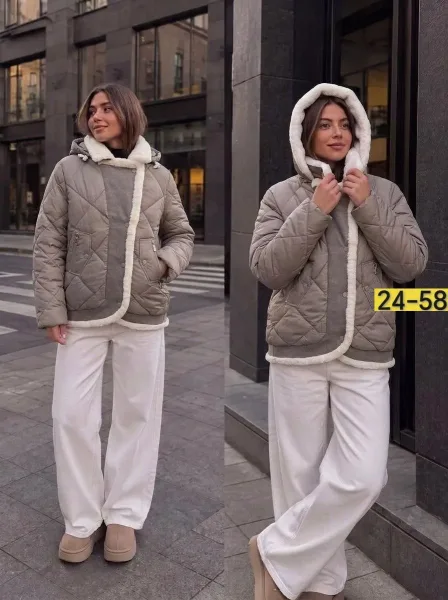 Женская куртка с подкладкой и карманами на копюшоне — фото 5
