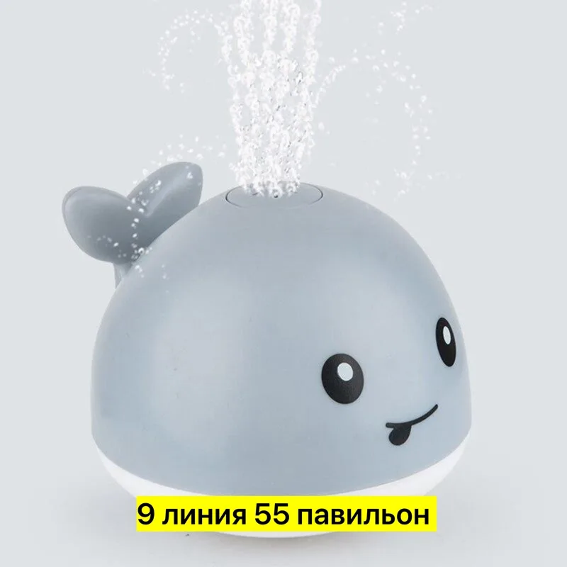 Пластиковая игрушка в форме кита — фото 1