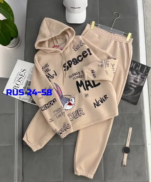 Теплый костюм из флиса с принтом — тренд сезона — фото 7