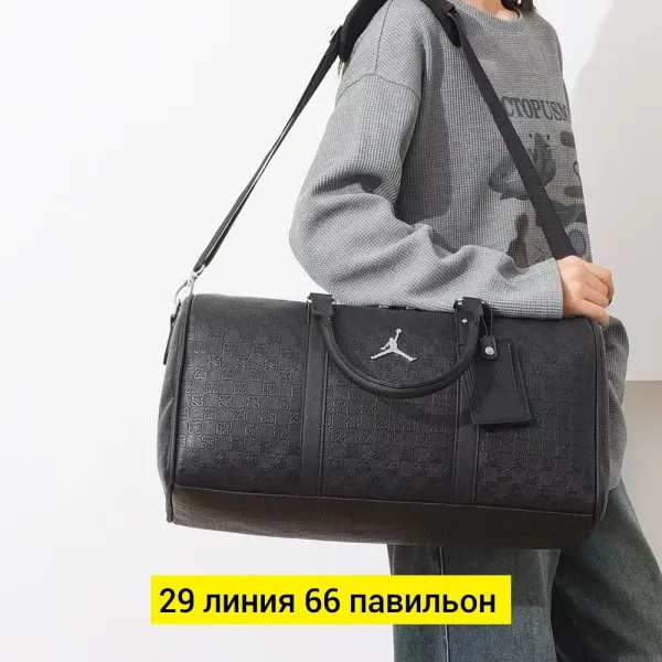 Спортивная сумка из водонепроницаемой эко-кожи с регулируемым плечевым ремнём — фото 6