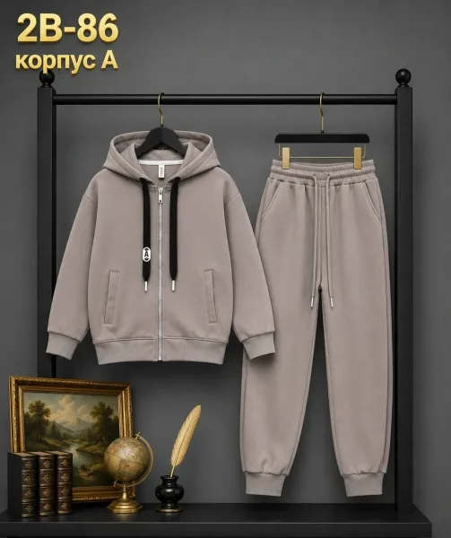 Костюм из ткани супер — фото 1