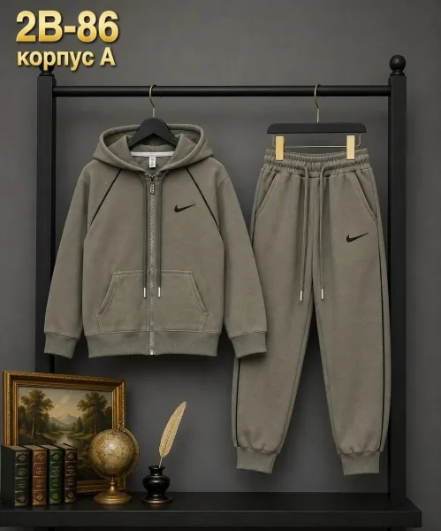 Костюм из ткани супер — фото 2